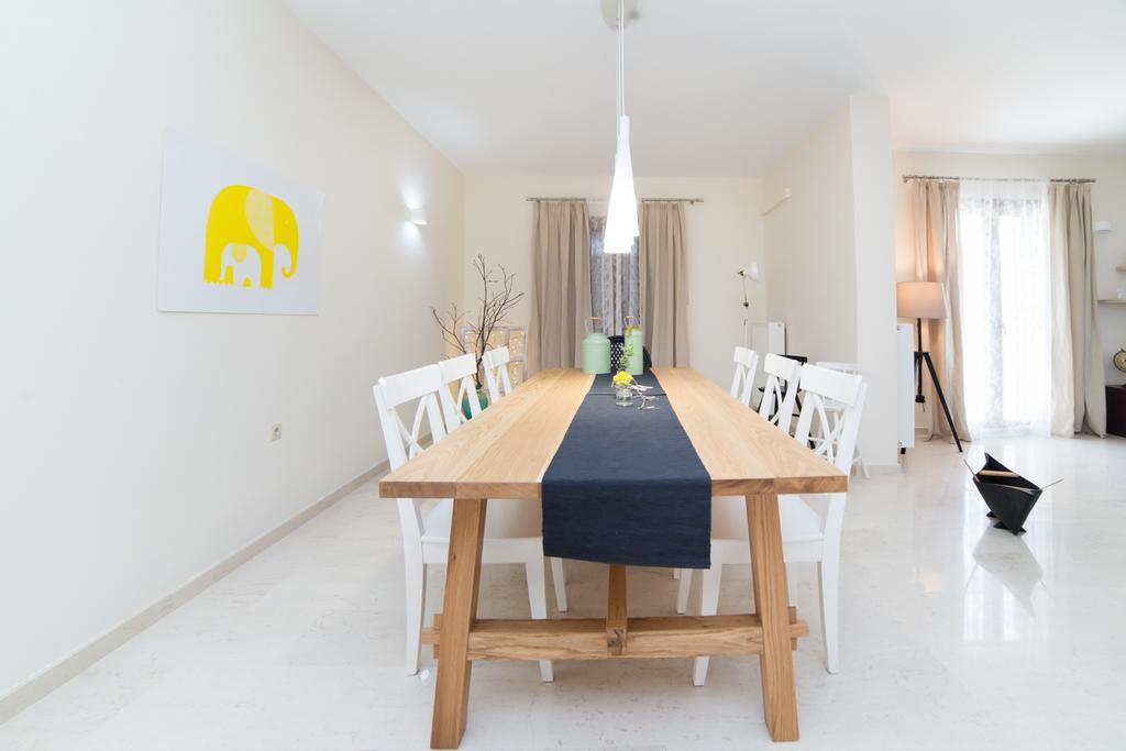 Villa Elia Mélanes Eksteriør billede